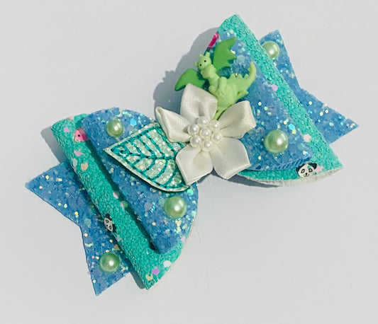 Dragon detail glitter bow clip